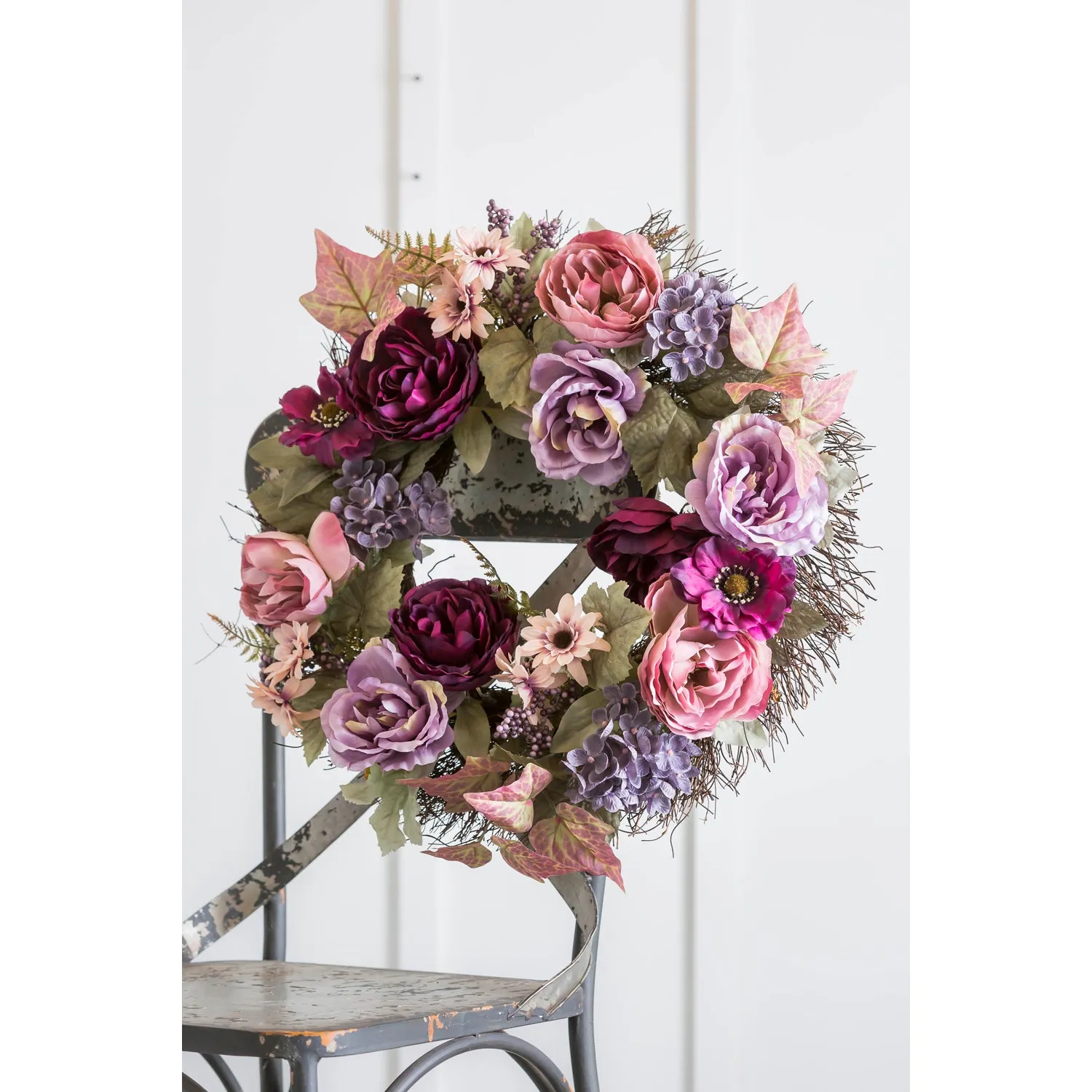 20" Vine Wreath with Roses, Hydrangeas, and Berries,8wr161