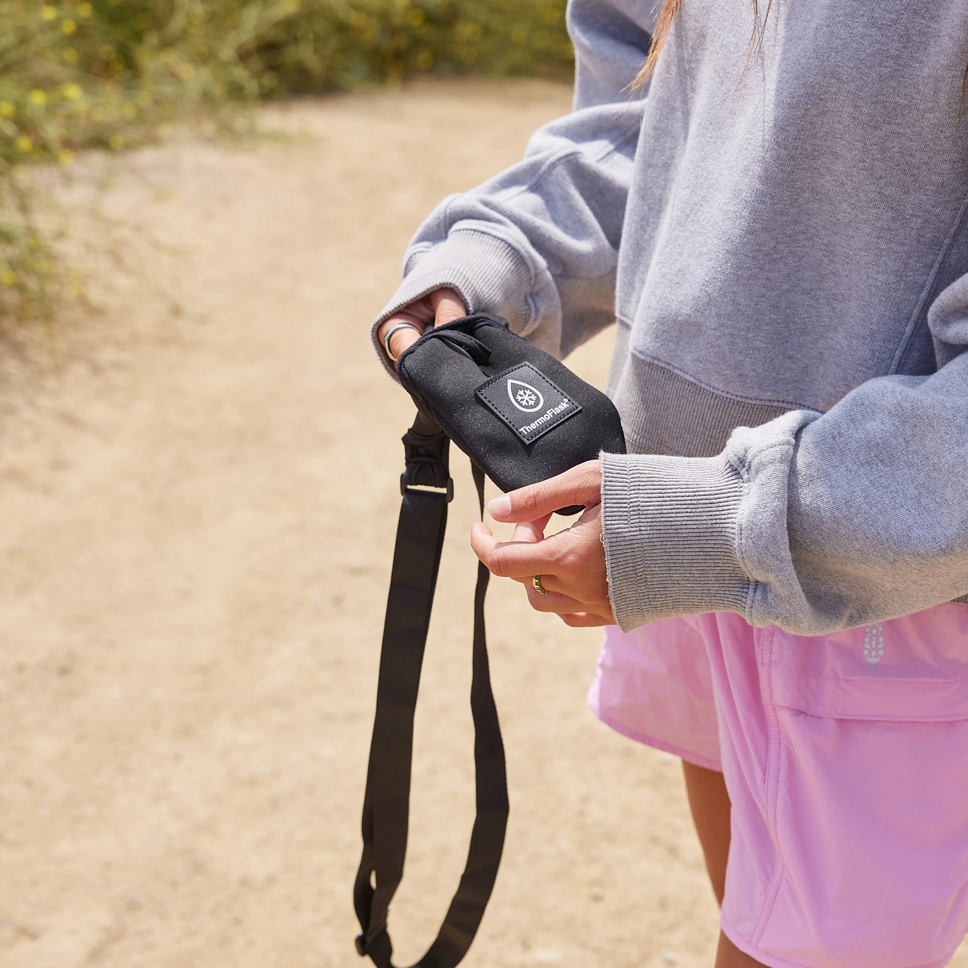 24 oz Packable Bottle Sling