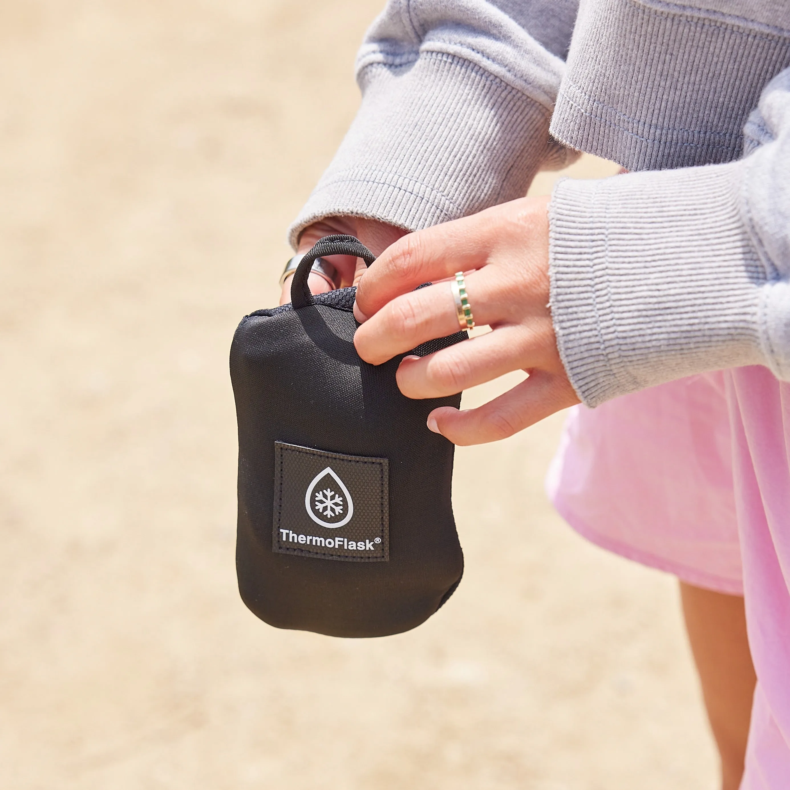 24 oz Packable Bottle Sling