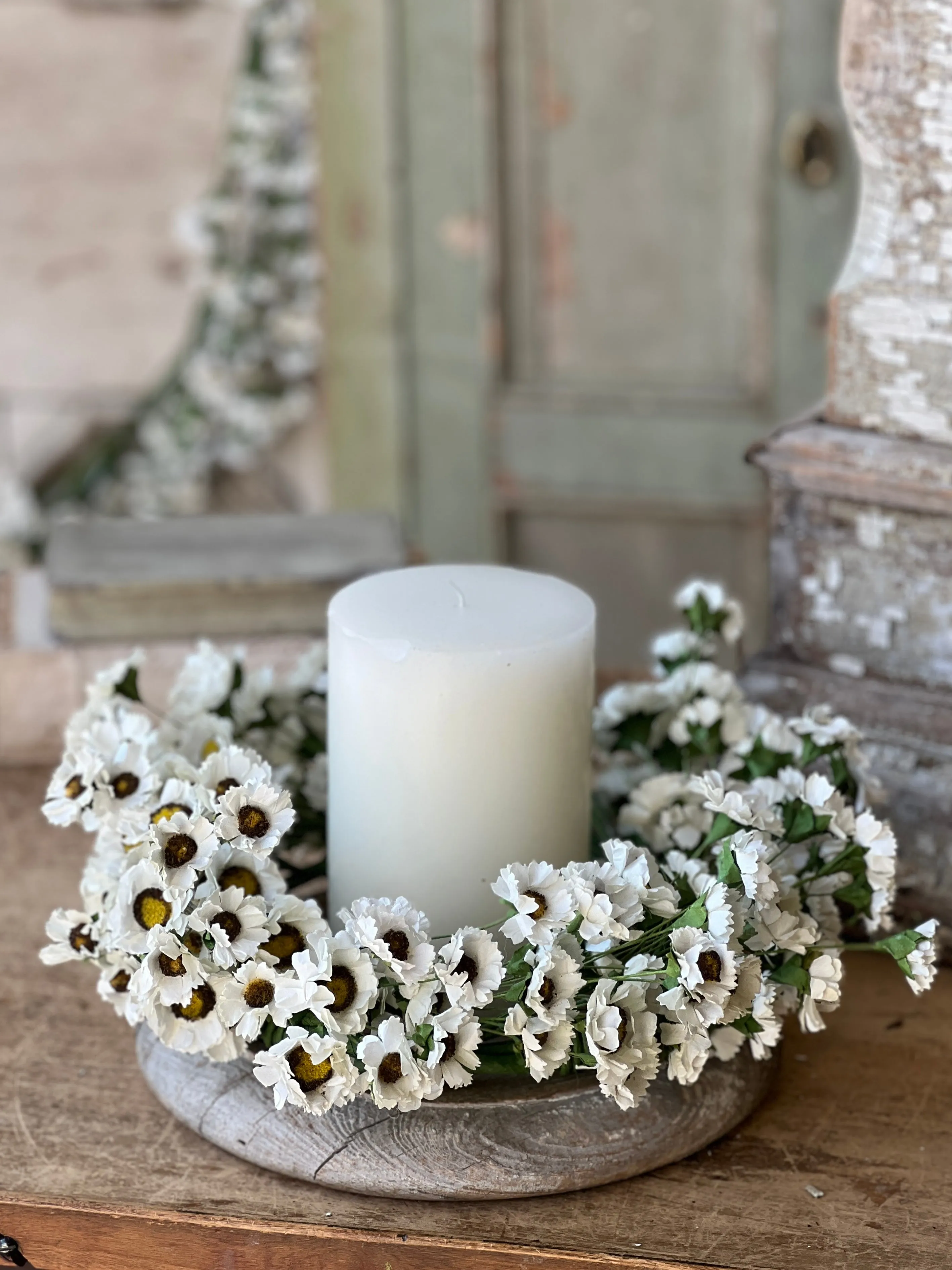 Fairchild Daisy Candle Ring | 14" | NOT CURRENTLY IN STOCK-New For Spring 2025!