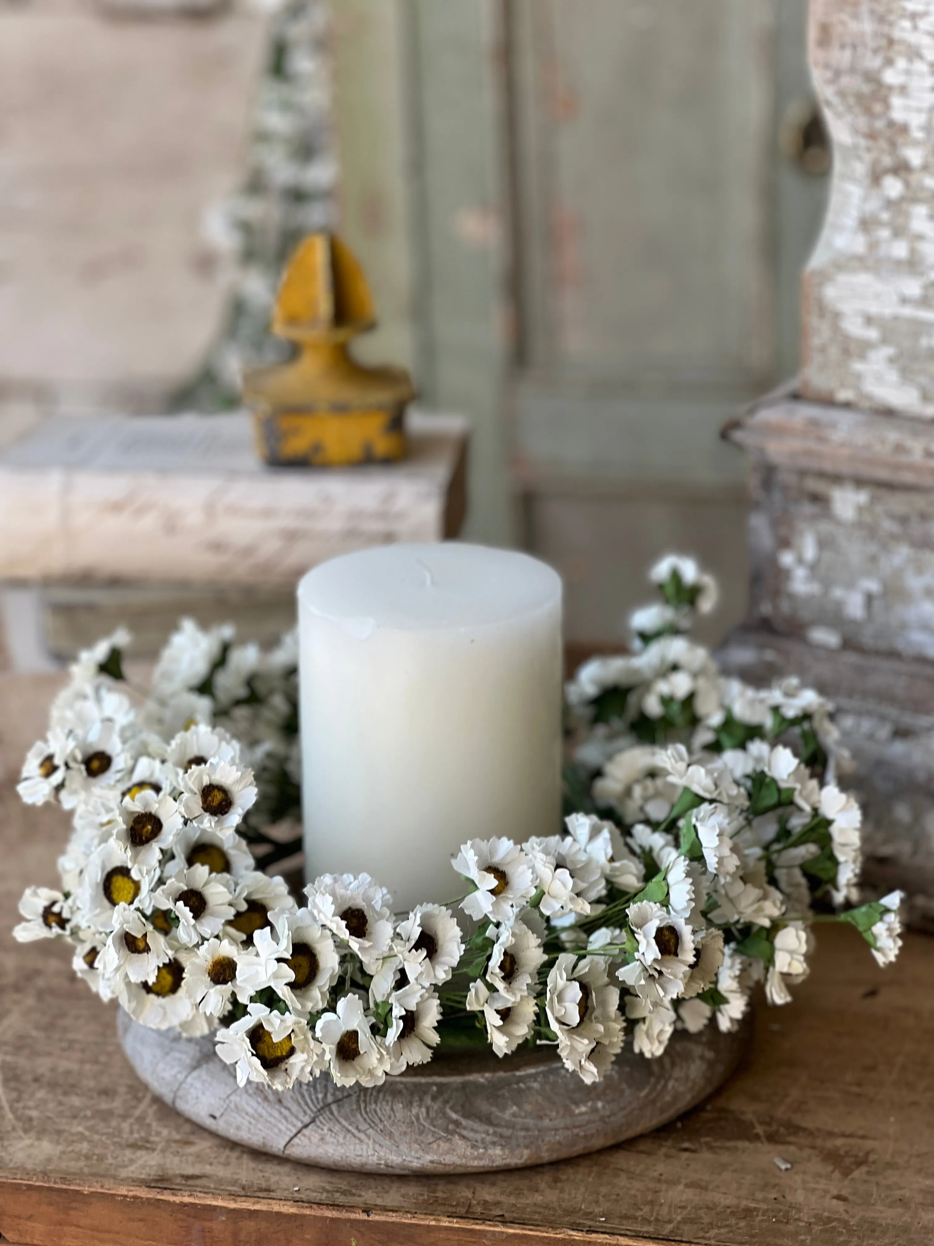 Fairchild Daisy Candle Ring | 14" | NOT CURRENTLY IN STOCK-New For Spring 2025!