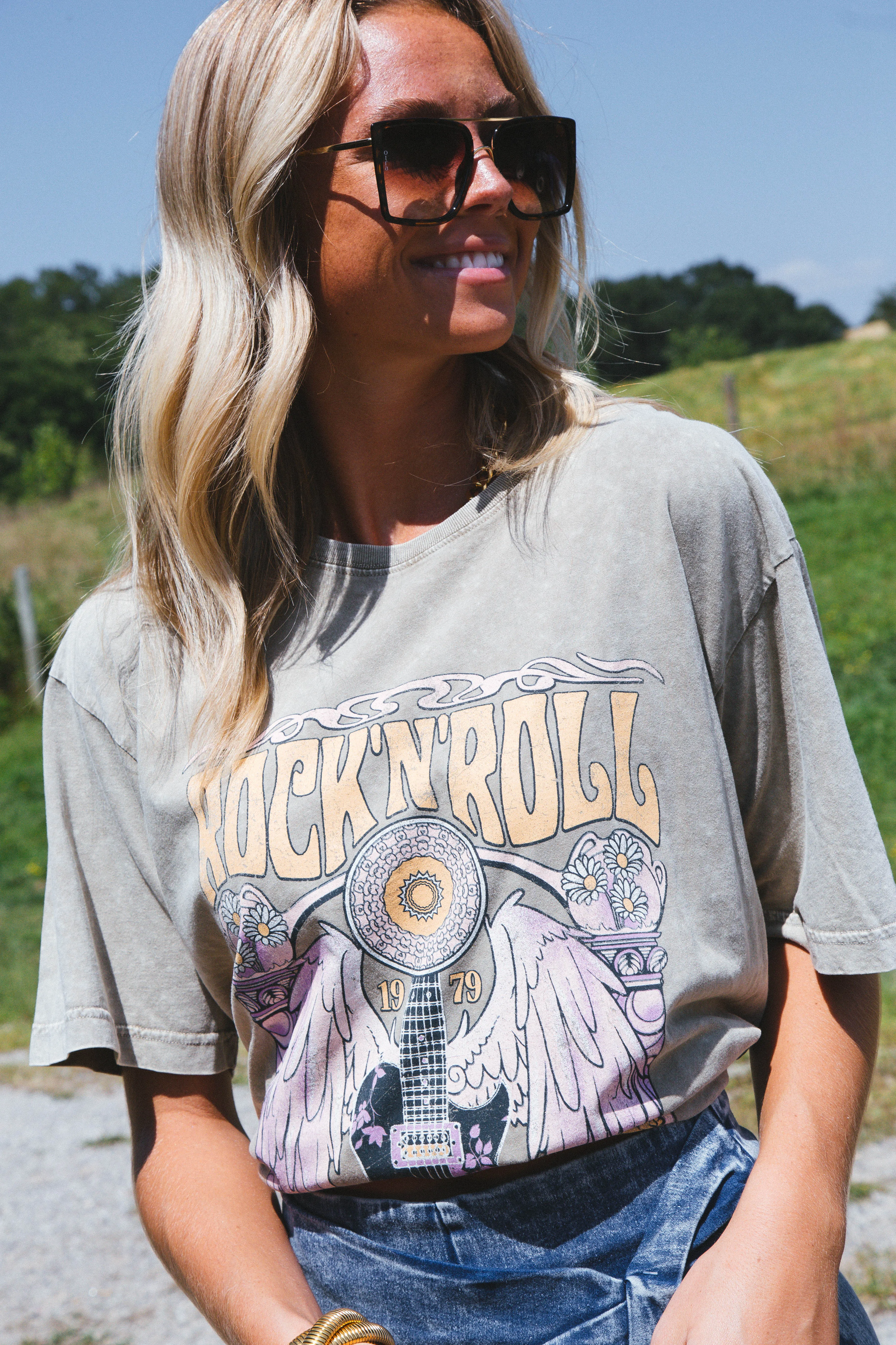 Rock N Roll World Tour Tee, Mocha | Extended Sizes